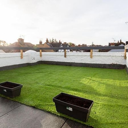 2 Bed Apartment Near The Beach Southend-on-Sea Exteriör bild