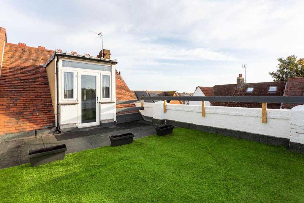 2 Bed Apartment Near The Beach Southend-on-Sea Exteriör bild